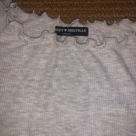 Brandy Melville grey off the shoulders top - Picture 4 of 4